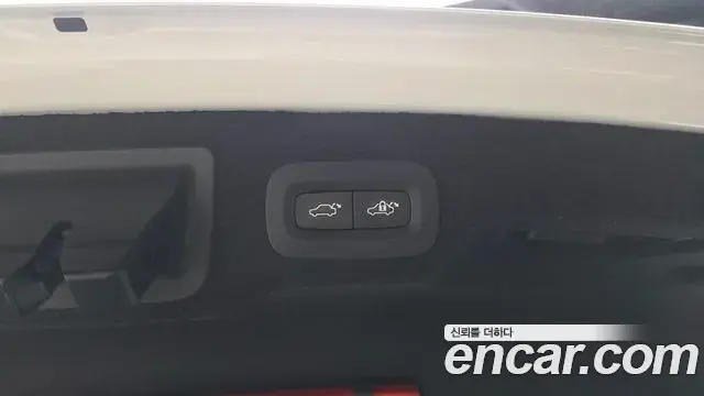 Volvo S90 2021 — ფოტო 17/20