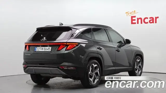 Hyundai Tucson Hybrid 2021 — Photo 18/20