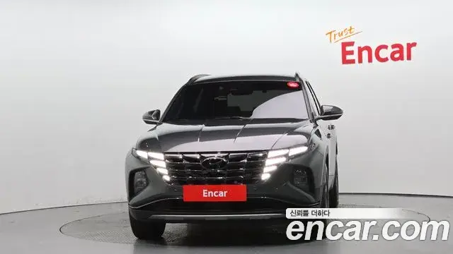 Hyundai Tucson Hybrid 2021 — Photo 14/20