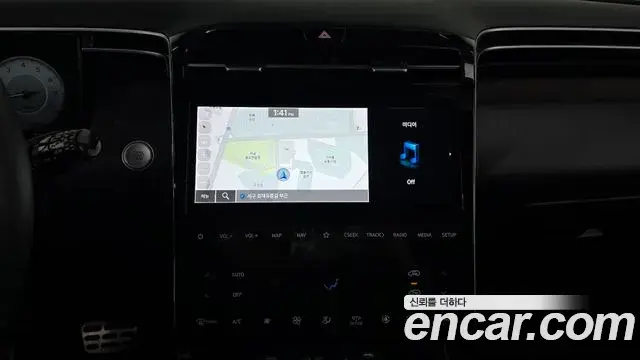 Hyundai Tucson Hybrid 2021 — Photo 7/20