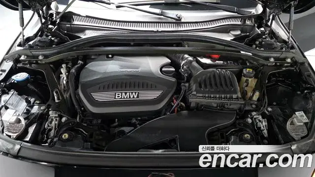 BMW 1 Series 2021 — Photo 18/20