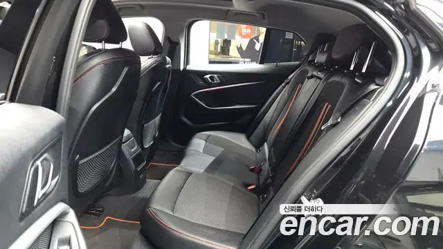 BMW 1 Series 2021 — Photo 7/20
