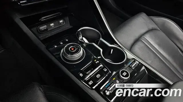 Kia K5 2022 — Photo 8/20