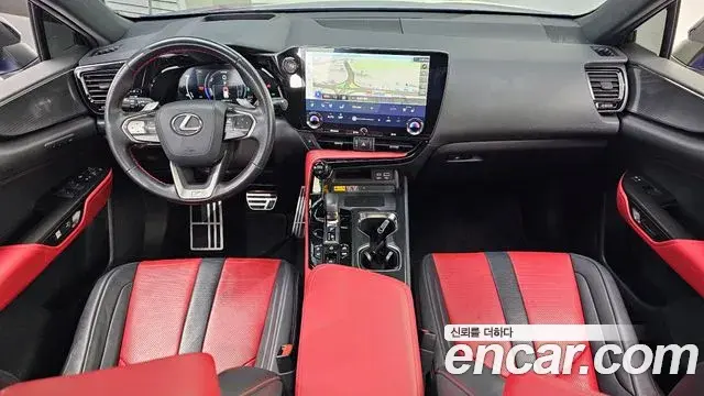Lexus NX450h+ 2022 — Photo 2/20