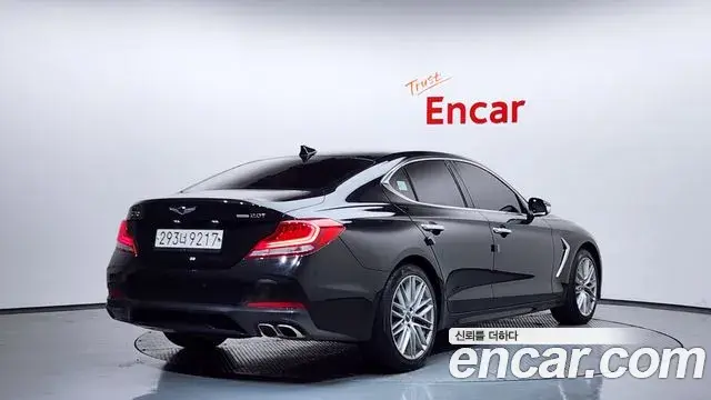 Genesis G70 2019 — ფოტო 18/20