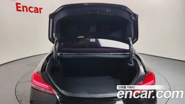Genesis G70 2019 — ფოტო 10/20