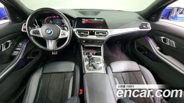 BMW 3 Series 2021 — Photo 11/20