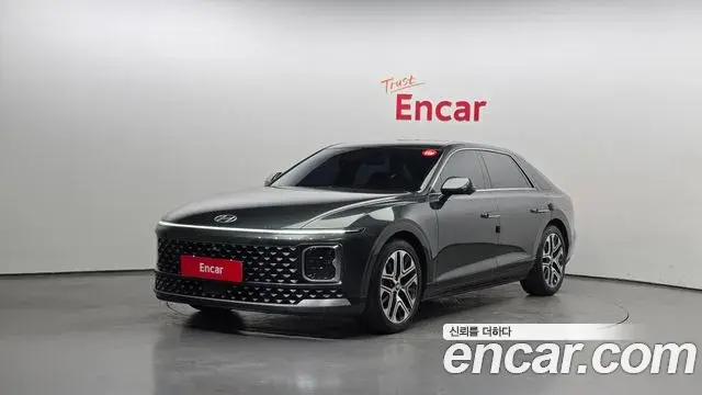 Hyundai Grandeur 2023 — Фото 1/20
