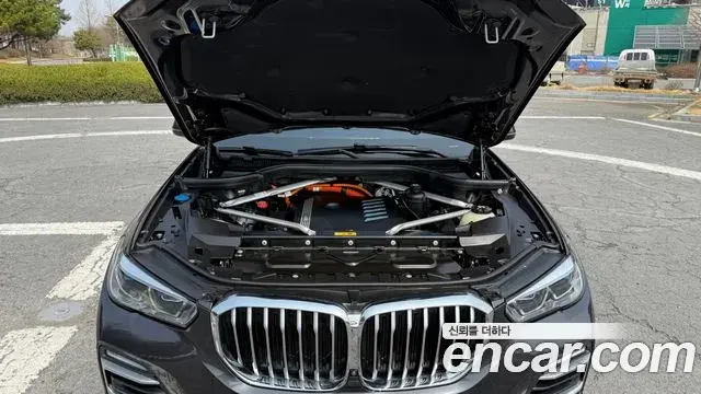 BMW X5 2021 — Photo 9/20