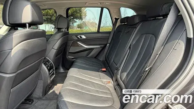 BMW X5 2021 — Photo 10/20