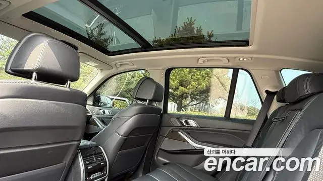 BMW X5 2021 — Photo 6/20