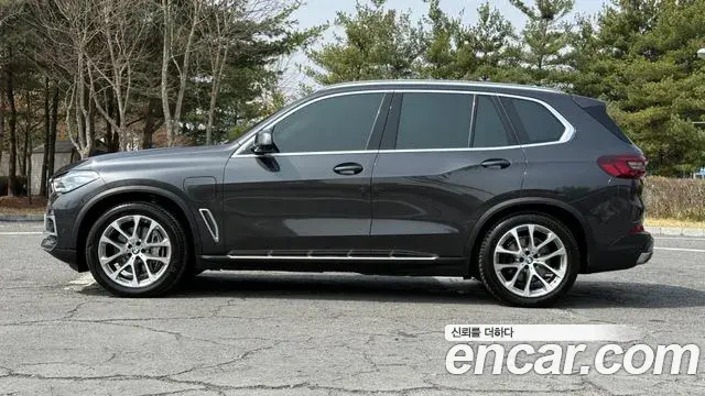 BMW X5 2021 — Photo 20/20