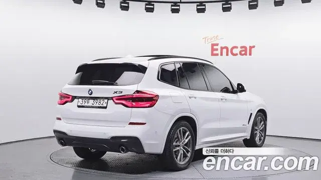 BMW X3 2018 — Şəkil 8/20