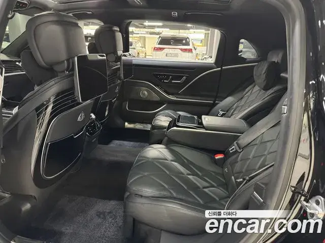 Mercedes-Benz S-Class 2021 — ფოტო 18/19