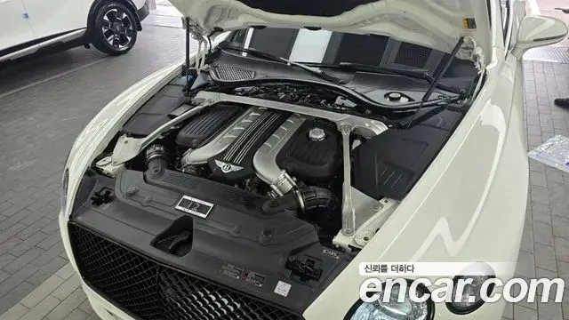 Bentley Continental GT 2019 — Şəkil 9/20