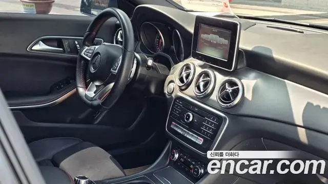 Mercedes-Benz CLA-Class 2018 — ფოტო 15/19