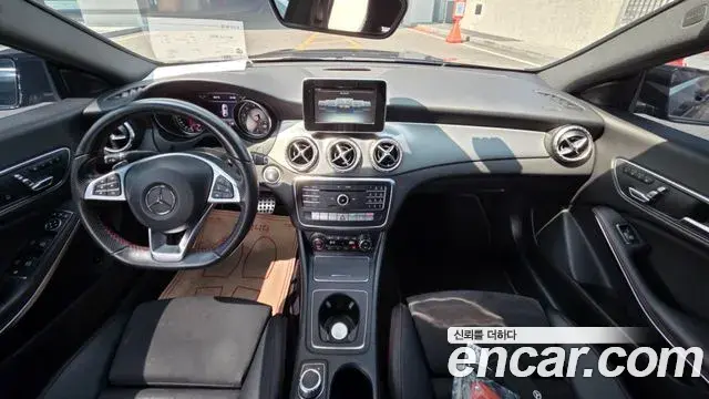Mercedes-Benz CLA-Class 2018 — ფოტო 8/19