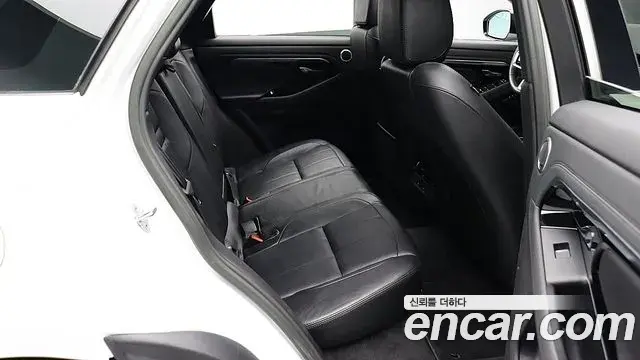 Land Rover Range Rover Evoque 2022 — ფოტო 16/20
