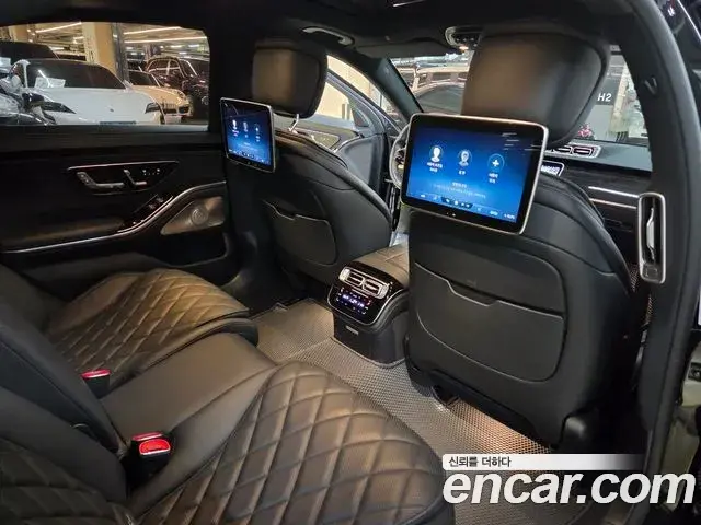 Mercedes-Benz S-Class 2022 — Photo 15/20