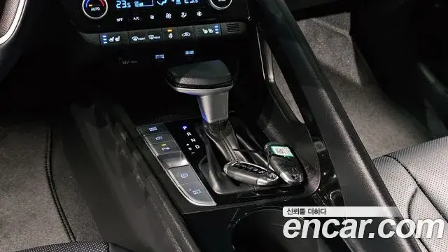 Hyundai The New Avante Hybrid 2021 — Şəkil 3/20