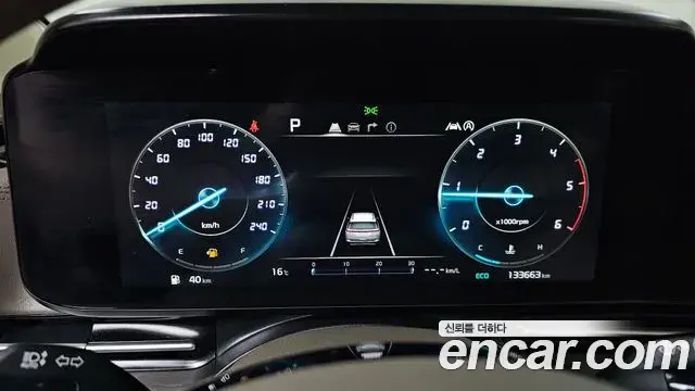 Kia Carnival 2020 — Photo 8/20
