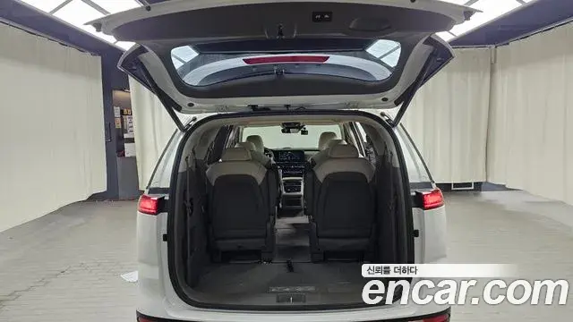 Kia Carnival 2020 — Photo 20/20