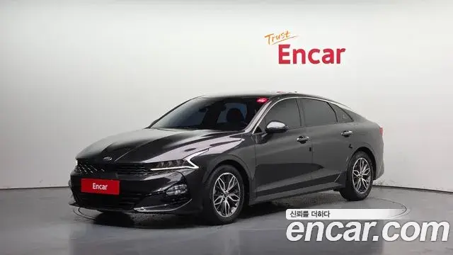 Kia K5 2020 — ფოტო 15/20