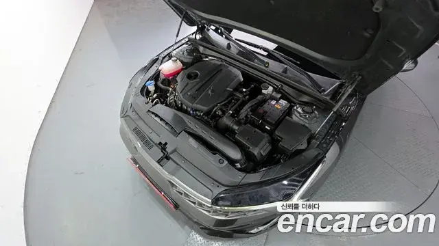 Kia K5 2020 — ფოტო 4/20