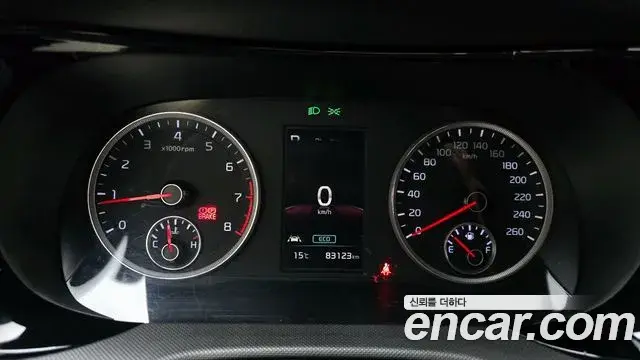Kia K5 2020 — ფოტო 11/20