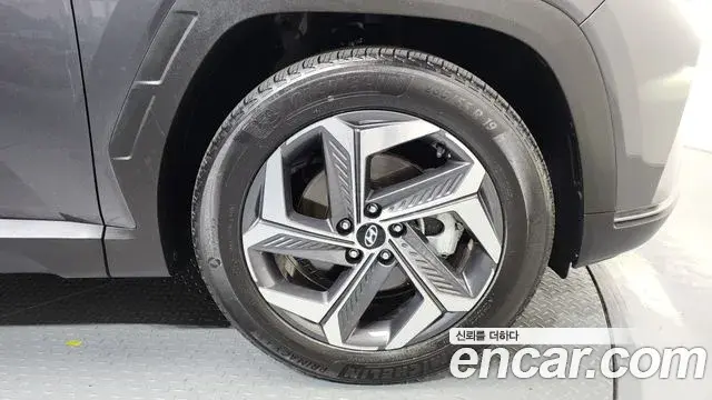 Hyundai The New Tucson 2021 — Фото 5/20
