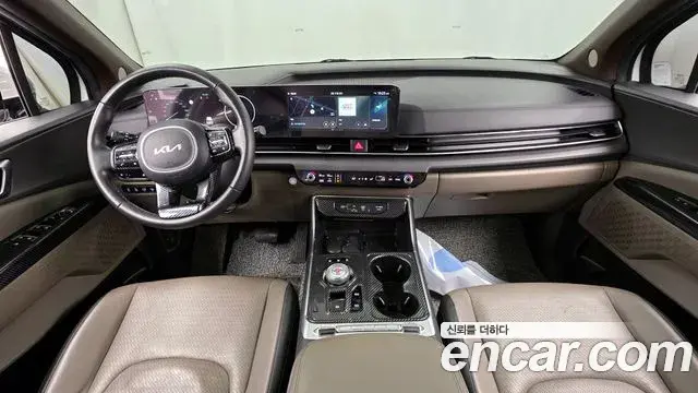 Kia Carnival 2024 — ფოტო 15/20