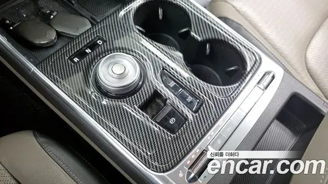 Kia Carnival 2024 — ფოტო 3/20