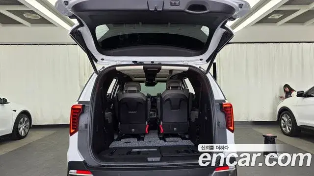 Kia Carnival 2024 — ფოტო 11/20