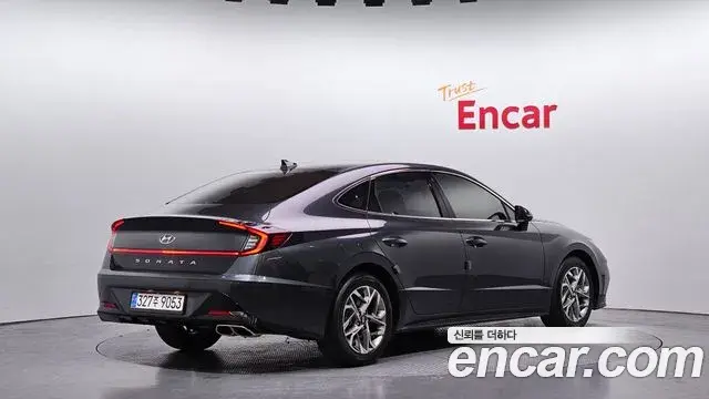 Hyundai Sonata 2021 — Фото 2/20