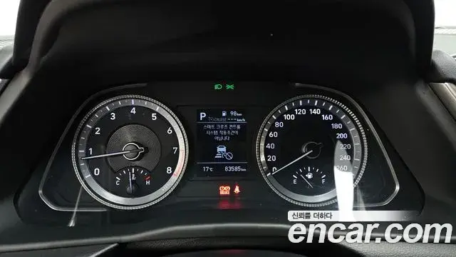 Hyundai Sonata 2021 — Фото 8/20