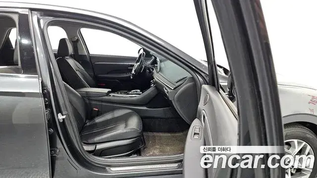 Hyundai Sonata 2021 — Фото 11/20