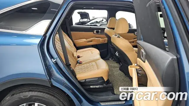 Kia Sorento 2022 — Şəkil 16/20