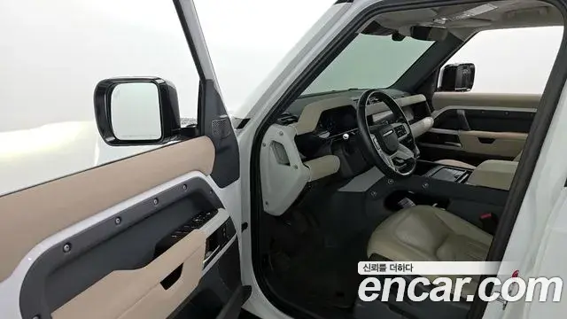 Land Rover Defender 2021 — Фото 10/20