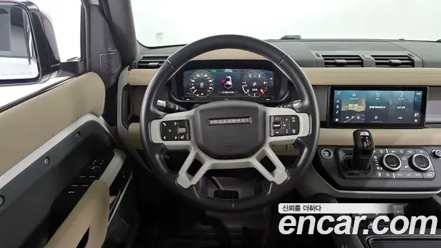 Land Rover Defender 2021 — Фото 13/20