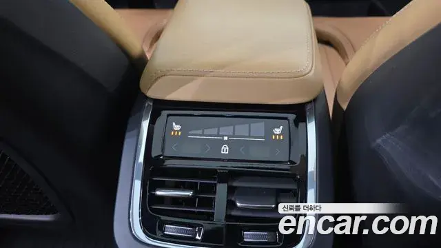 Volvo XC60 2019 — Şəkil 2/20