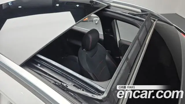 Mercedes-Benz GLB-Class 2020 — ფოტო 12/20
