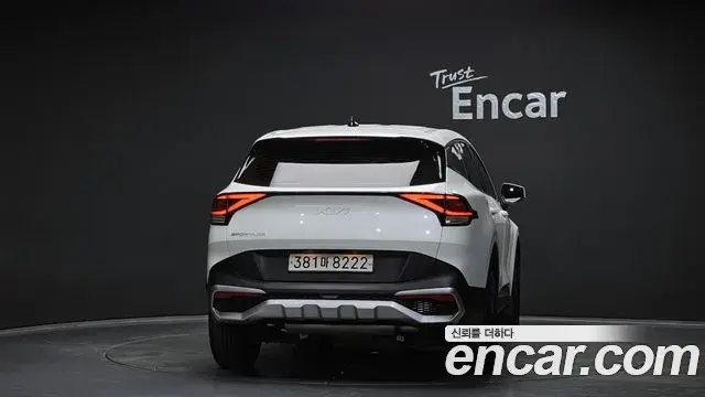 Kia Sportage 2022 — Фото 4/20