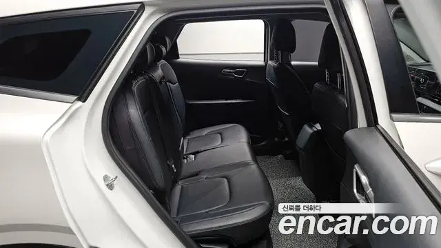 Kia Sportage 2022 — Фото 11/20