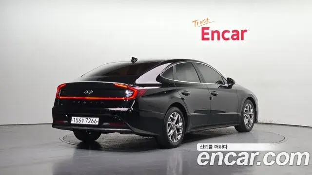 Hyundai Sonata Hybrid 2021 — Şəkil 10/20
