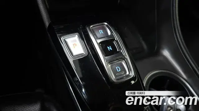 Hyundai Sonata Hybrid 2021 — Şəkil 18/20