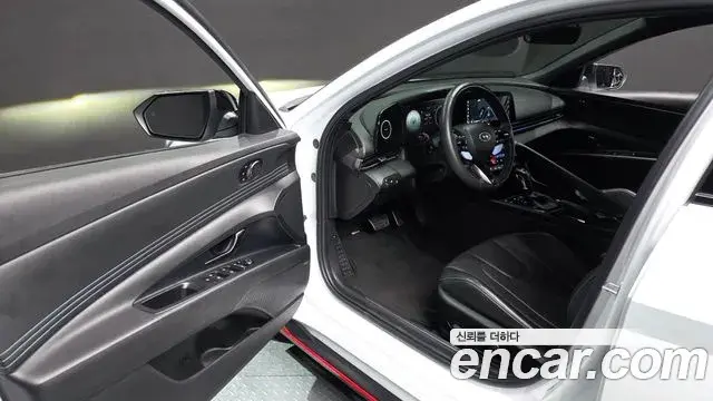 Hyundai The New Avante Hybrid 2021 — Şəkil 8/20