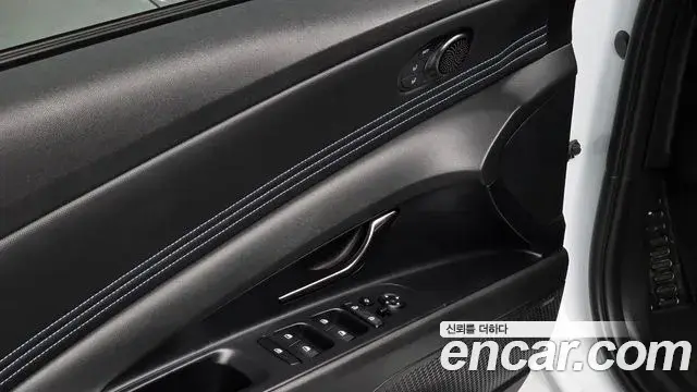 Hyundai The New Avante Hybrid 2021 — Şəkil 12/20