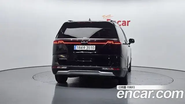 Kia Carnival 2022 — Фото 4/20