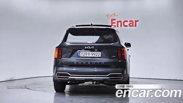Kia Sorento 2022 — Şəkil 15/20