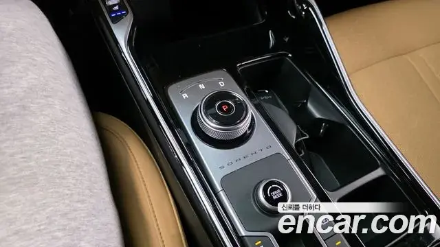 Kia Sorento 2022 — ფოტო 15/20